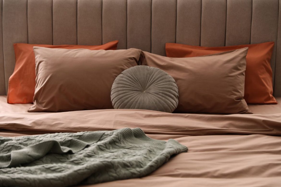Les différentes finitions du linge de lit en coton pour un effet hôtel